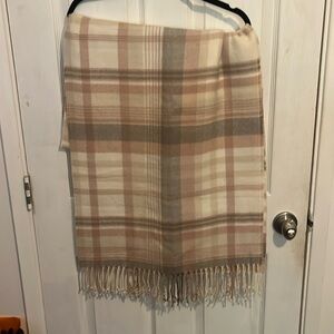 Abercrombie and Fitch scarf